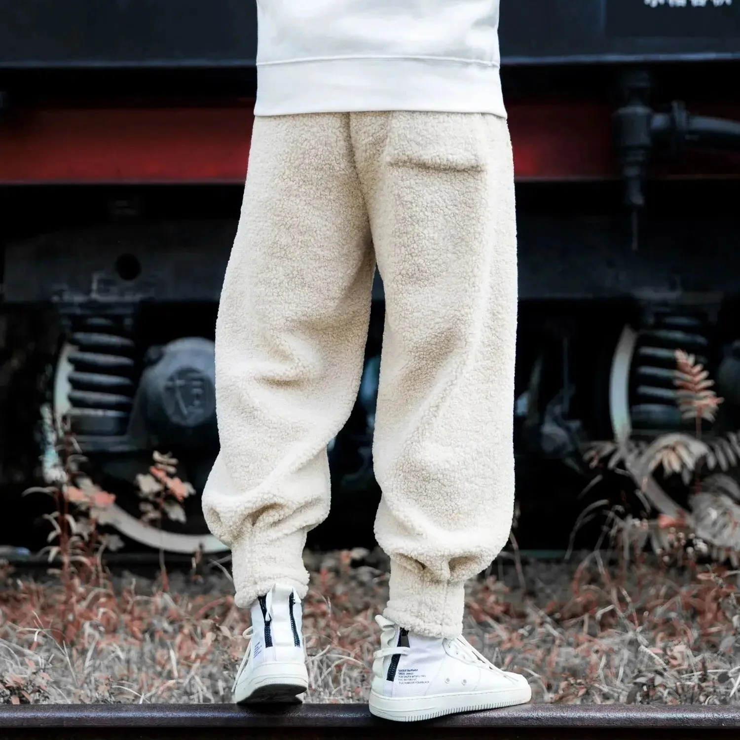 Alarice | Women’s Eco-Friendly Fleece Joggers - Image 6