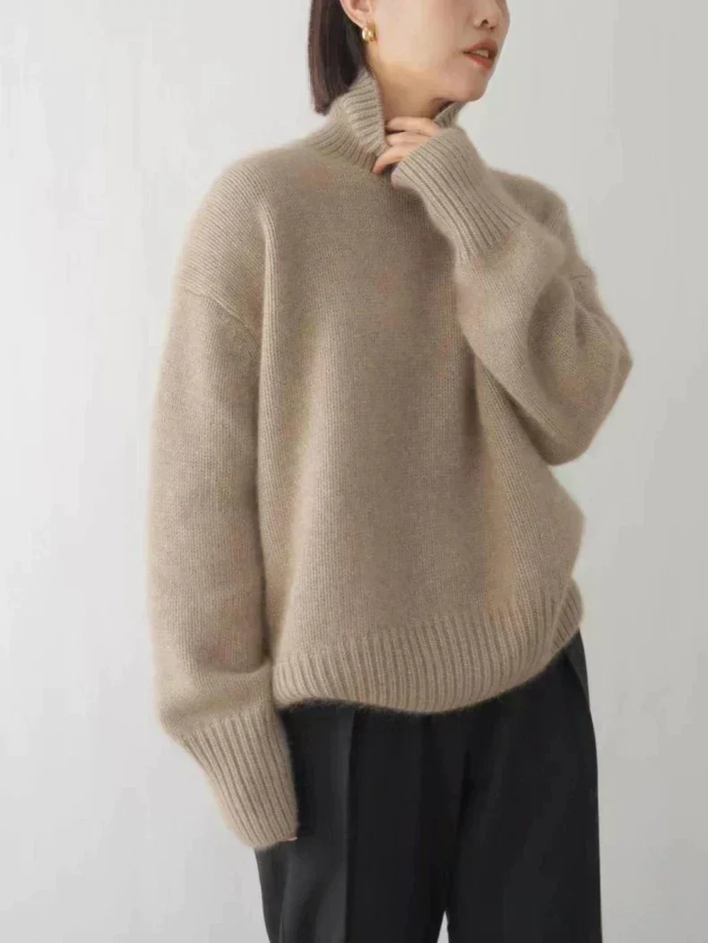 Alecia | Women’s Luxury Cashmere Turtleneck Sweater - Image 3