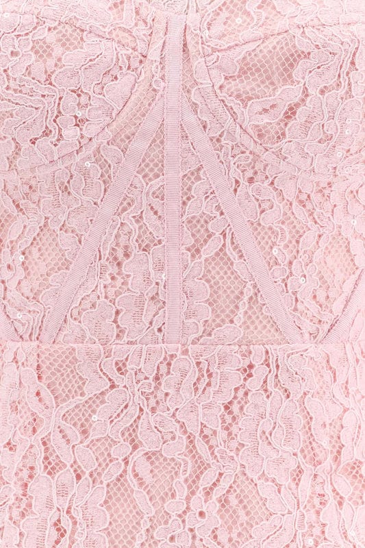 Amarisse | Elegant Lace Maxi Dress in Soft Pink - Image 9