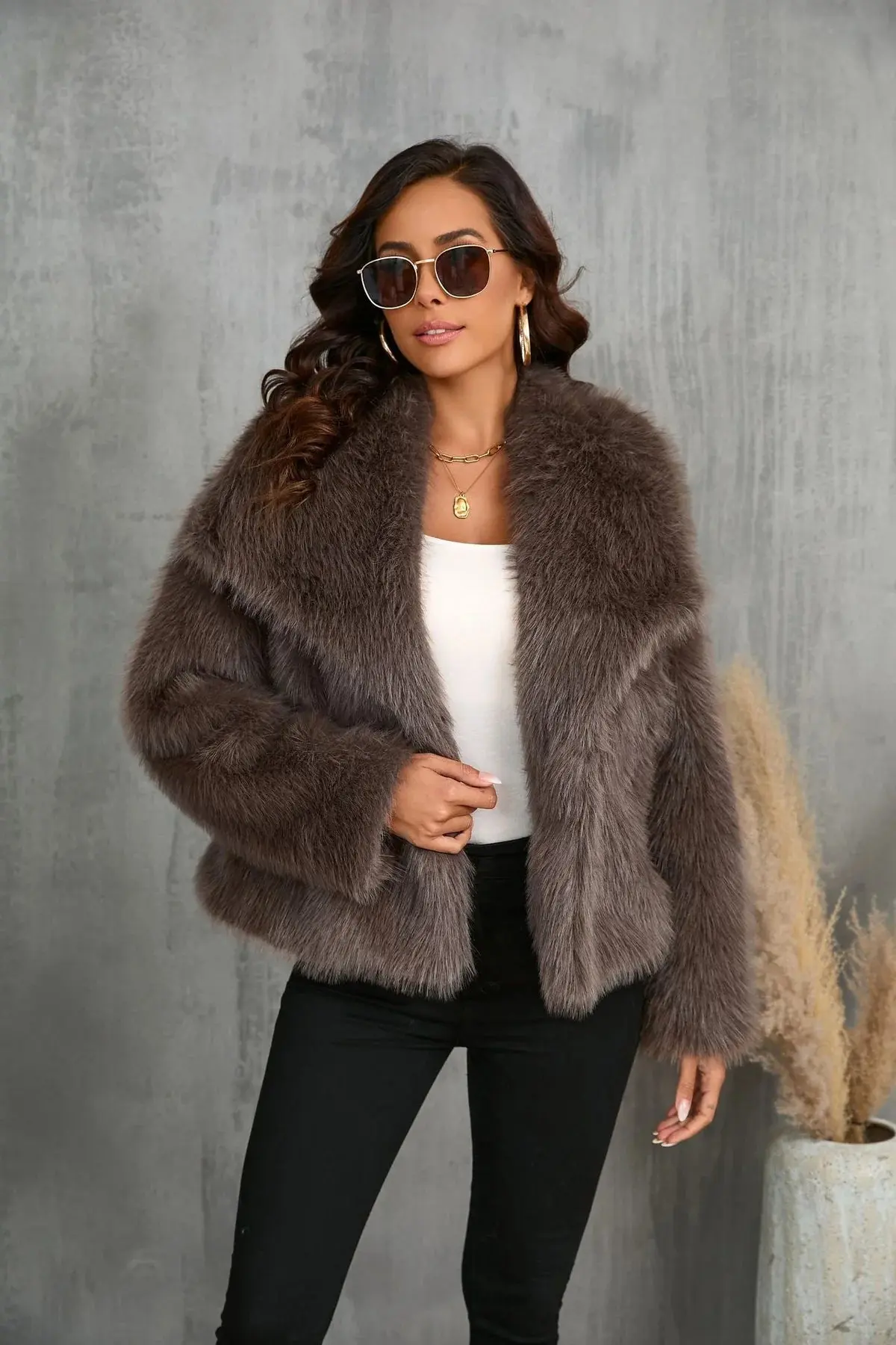 Ela | Women’s Faux Fur Coat - Image 7