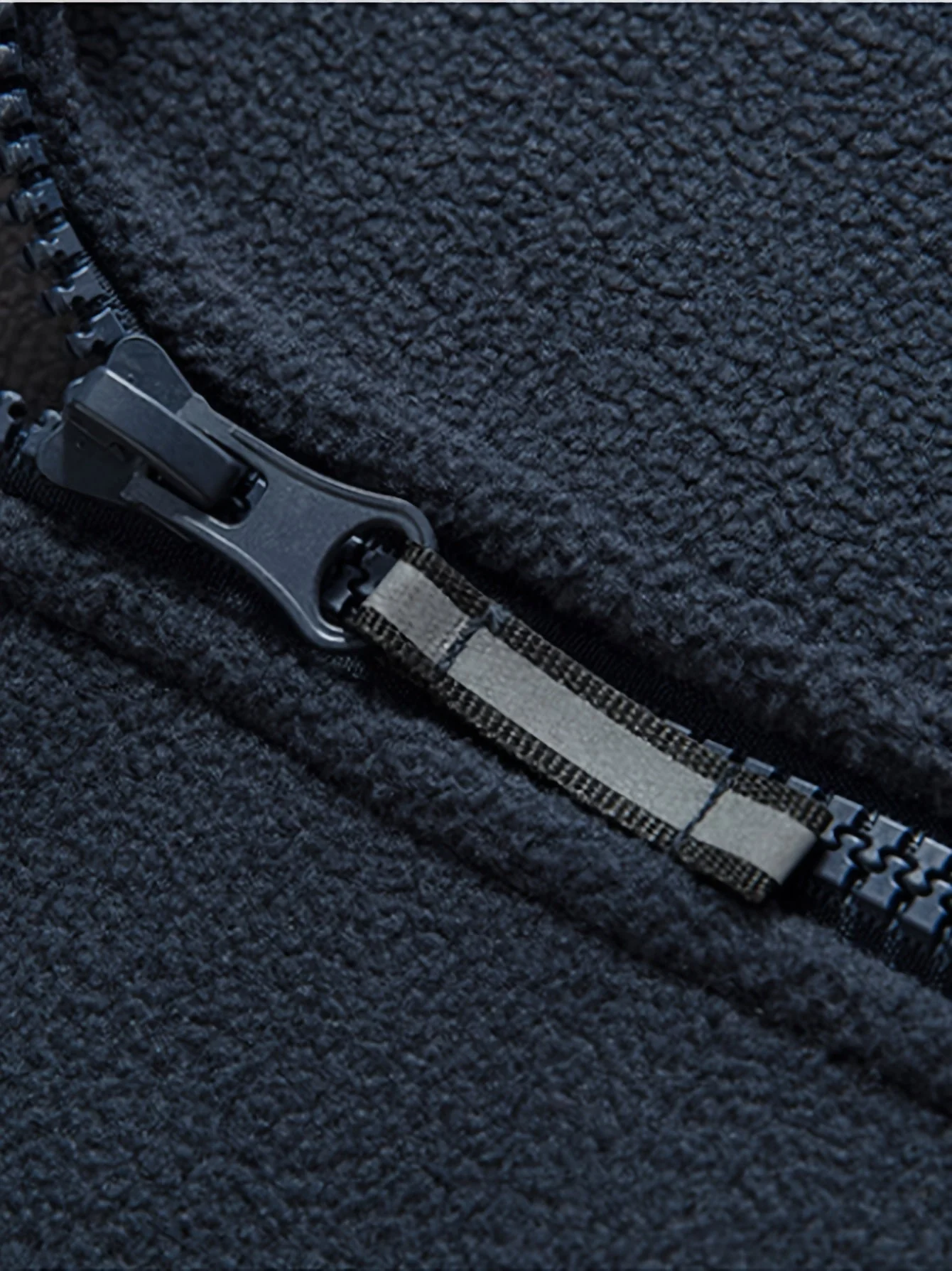 Jaydon | Men’s Classic Zip Closure Outdoor Fleece Jacket - Image 8