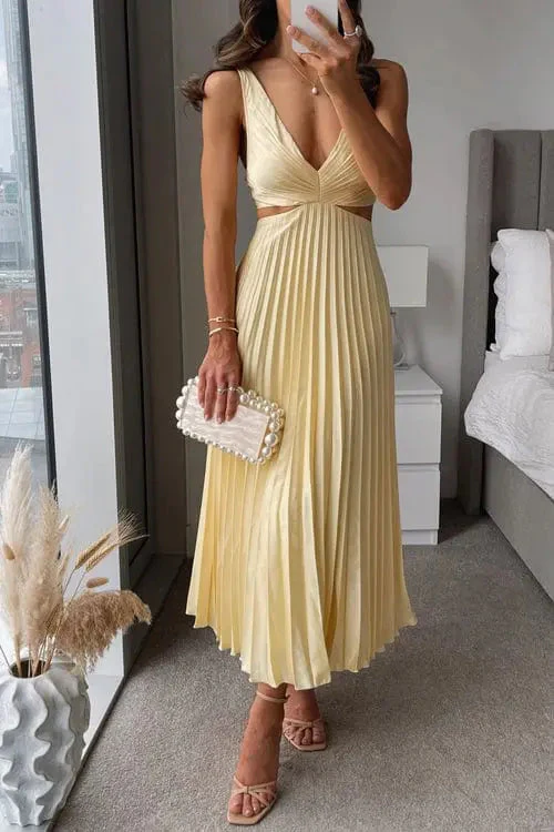Kesley | Women’s Pleated Dress – Feminine Elegance for Special Occasions