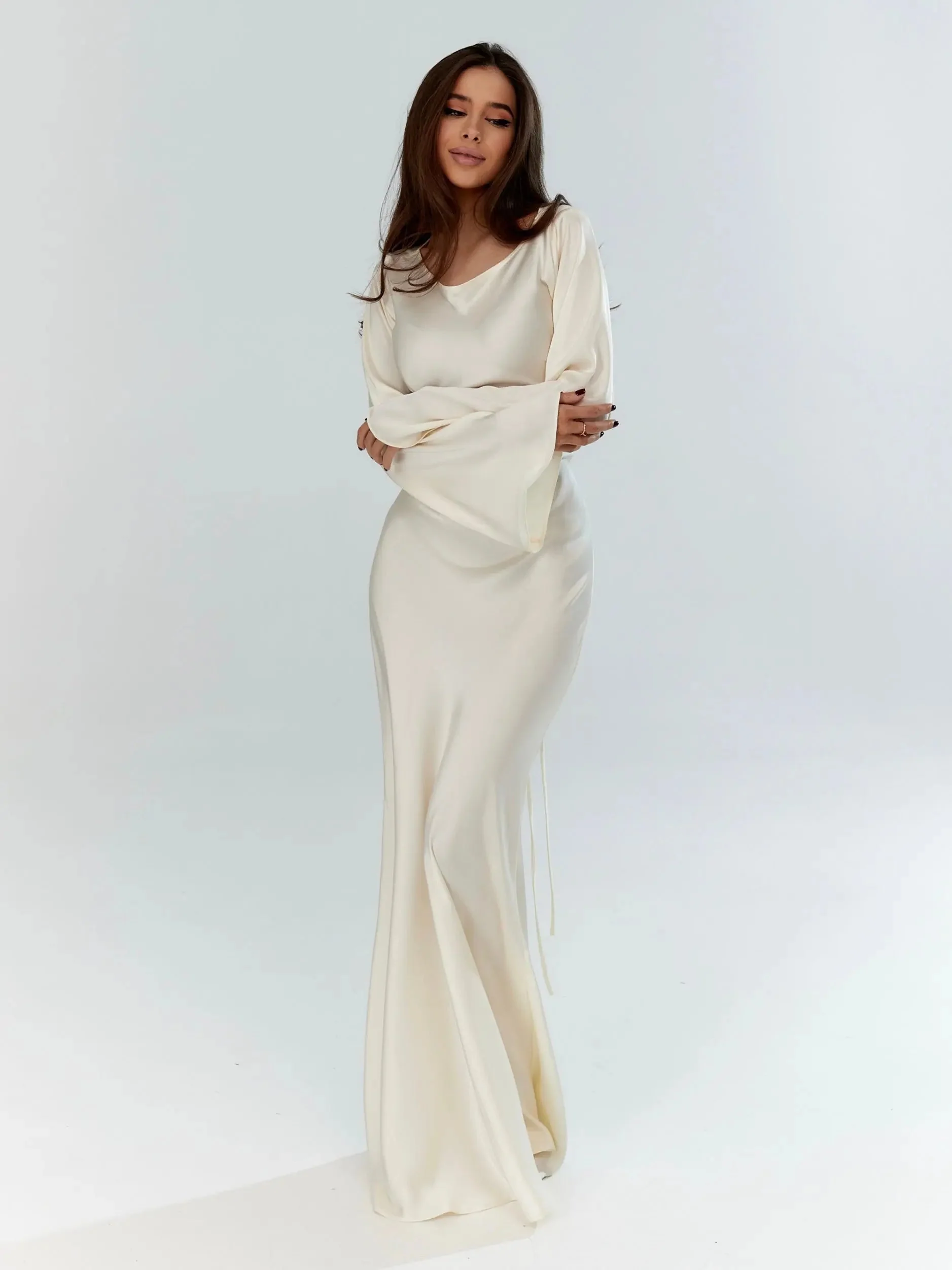 Pharia | Women’s Long-Sleeve Maxi Dress – Timeless Elegance for Every Occasion