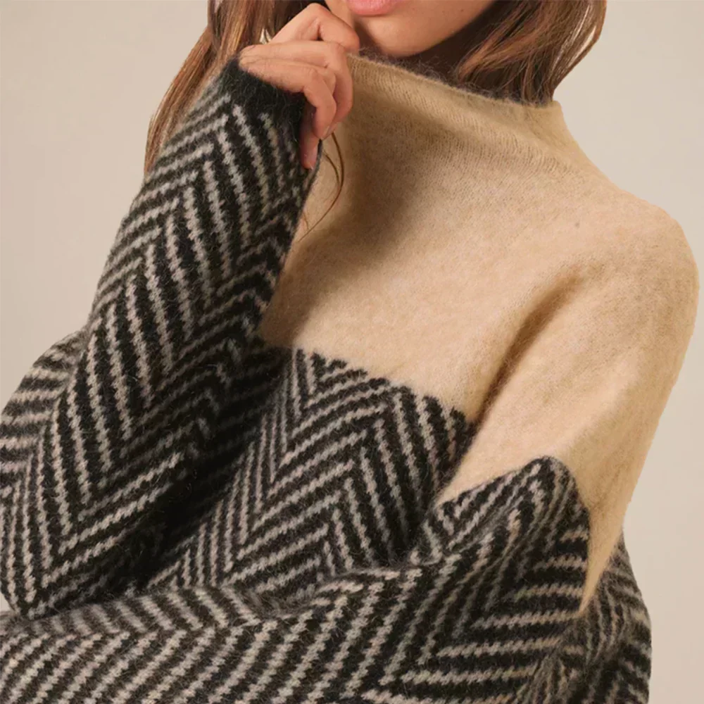 Xandra | Women’s Herringbone-Pattern Knit Sweater - Image 4