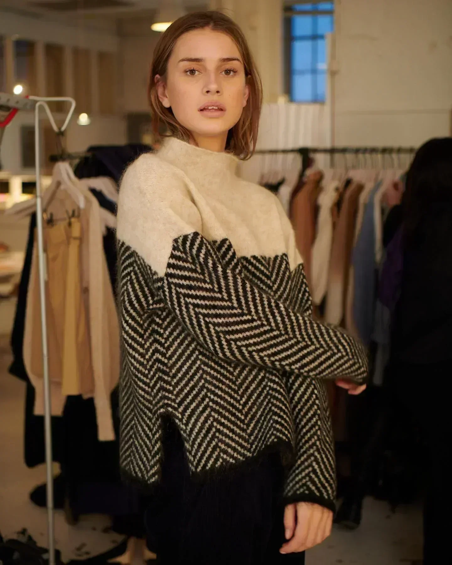 Xandra | Women’s Herringbone-Pattern Knit Sweater - Image 5