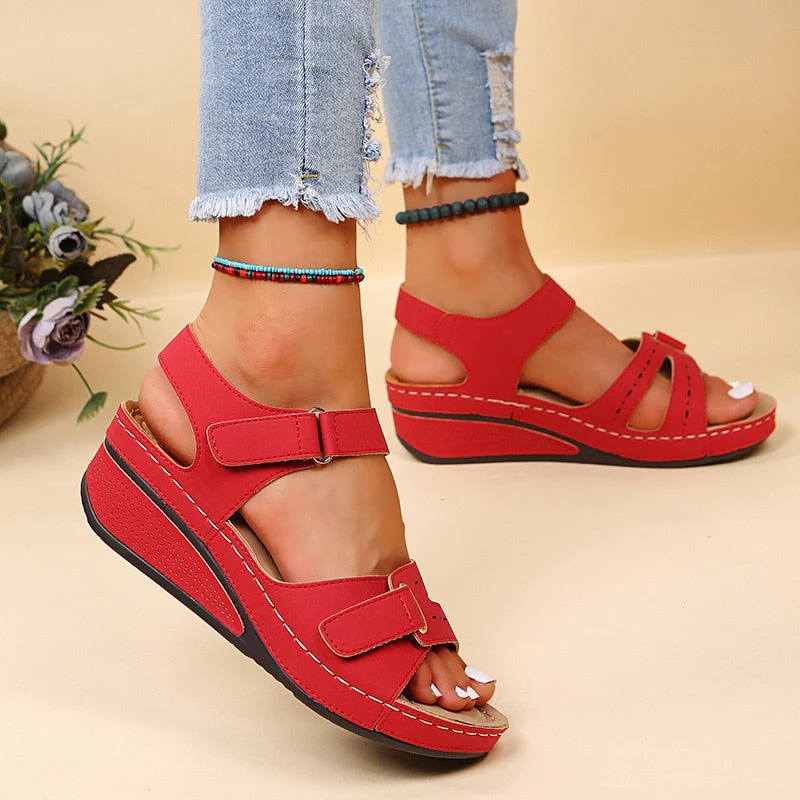Xyra | Women’s Lightweight Summer Sandals - Image 15