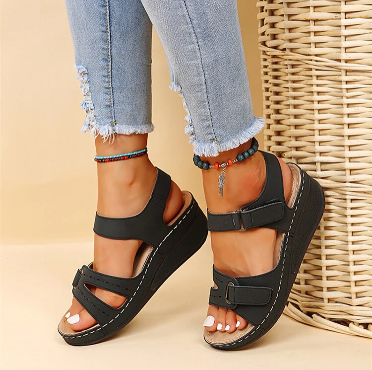 Xyra | Women’s Lightweight Summer Sandals - Image 6