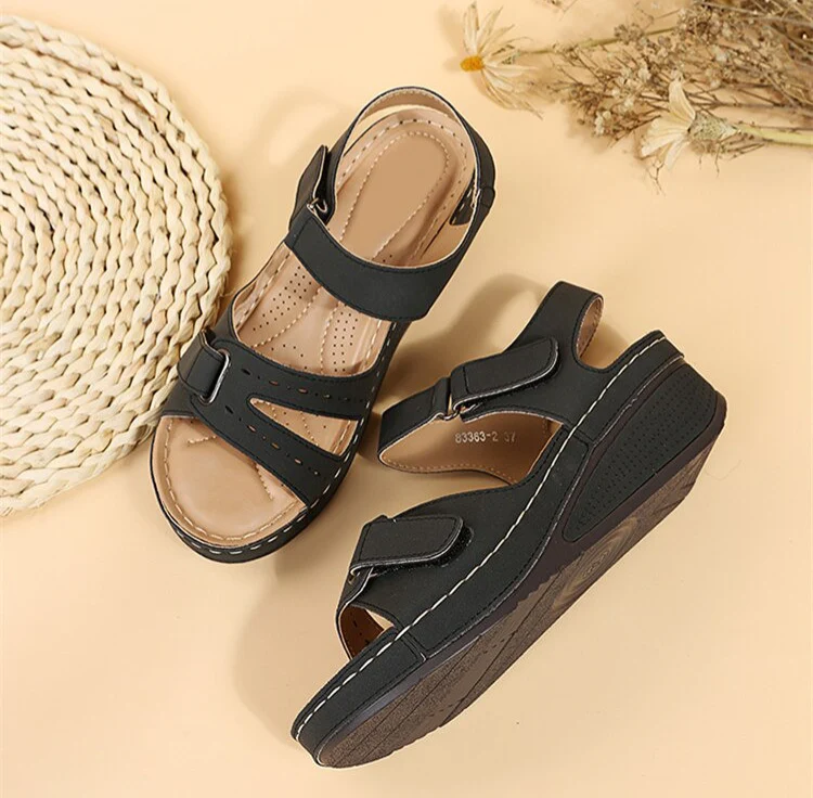 Xyra | Women’s Lightweight Summer Sandals - Image 9
